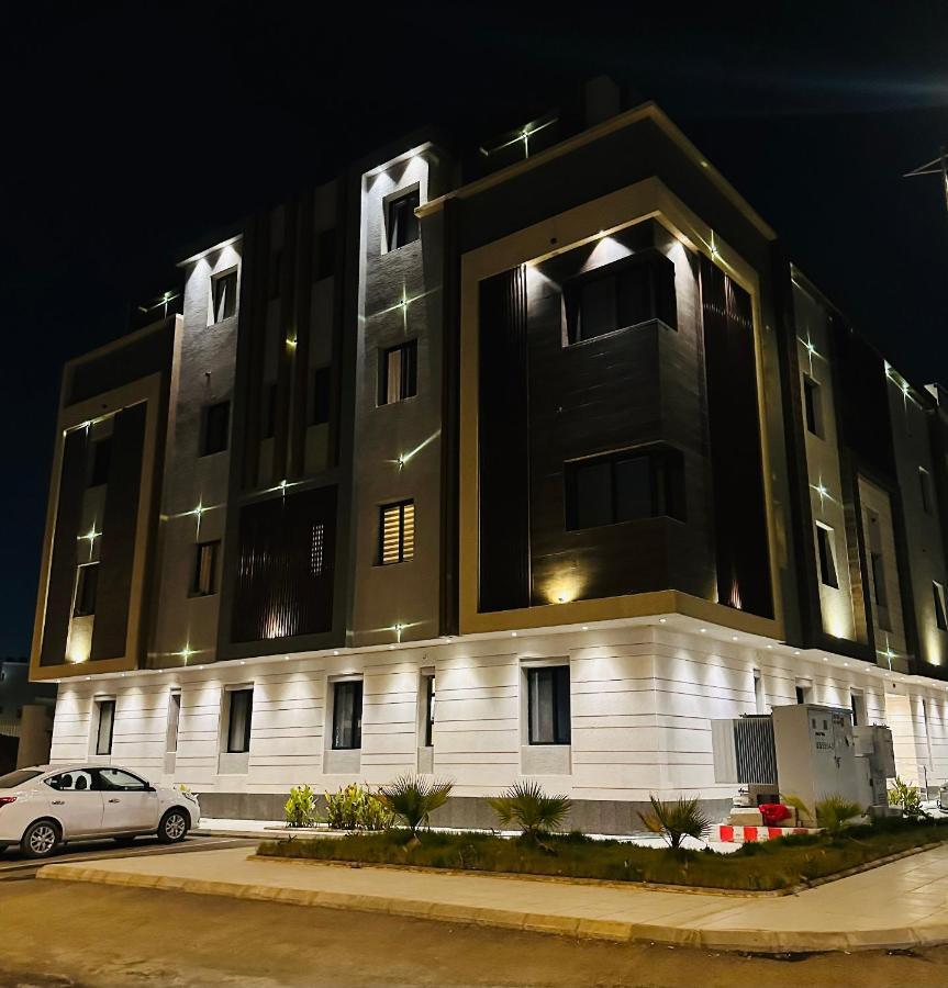 Lara Al Aarid * Riyadh